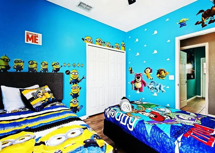 Spacious Disney Themed 5Bed Villa! Private Heated Enclosed Pool/Spa/Bbq!